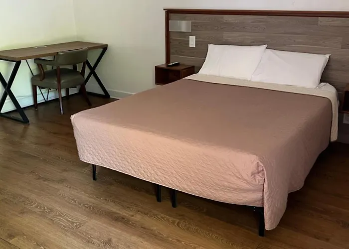 Cadet Motel