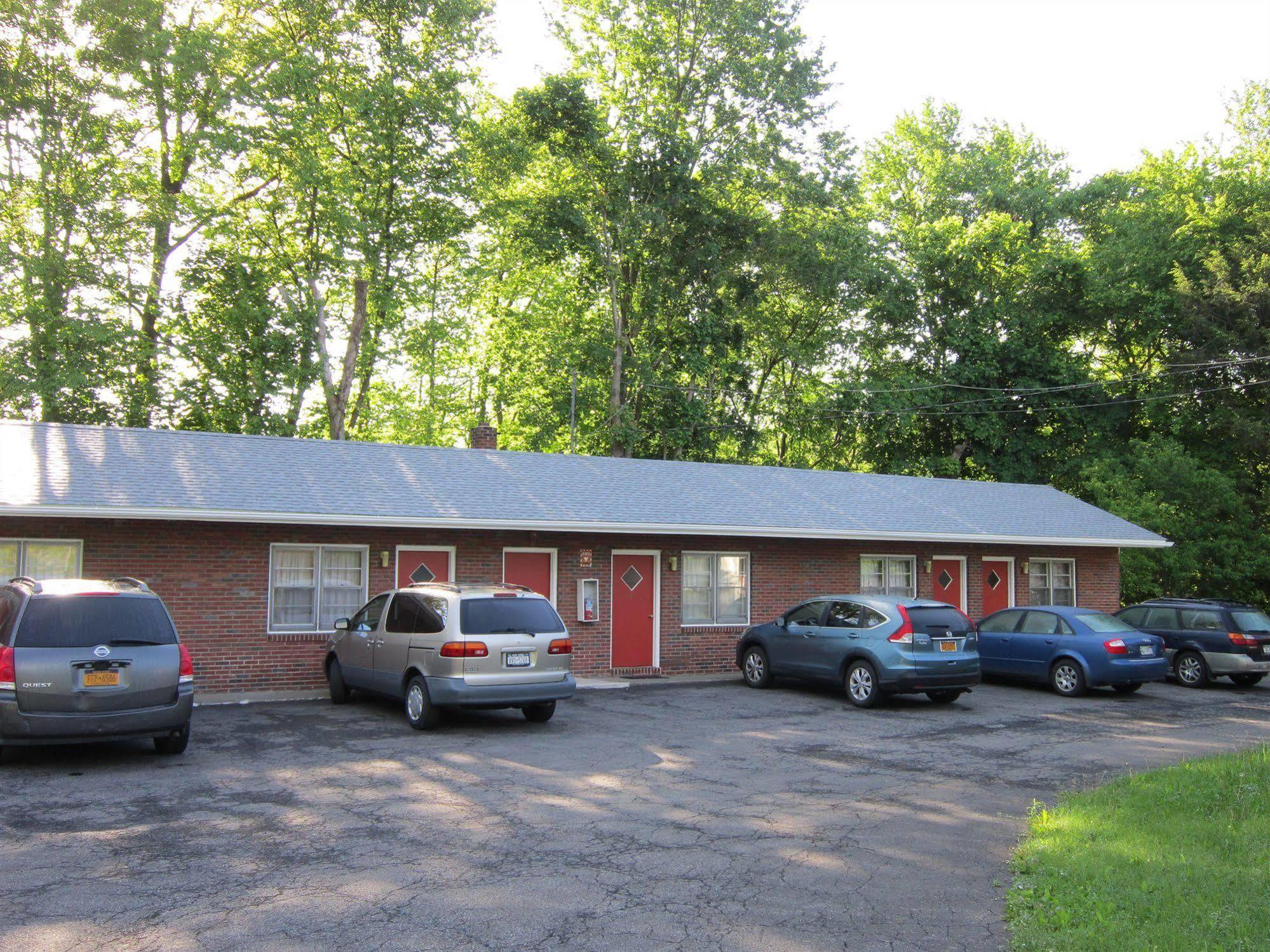Cadet Motel