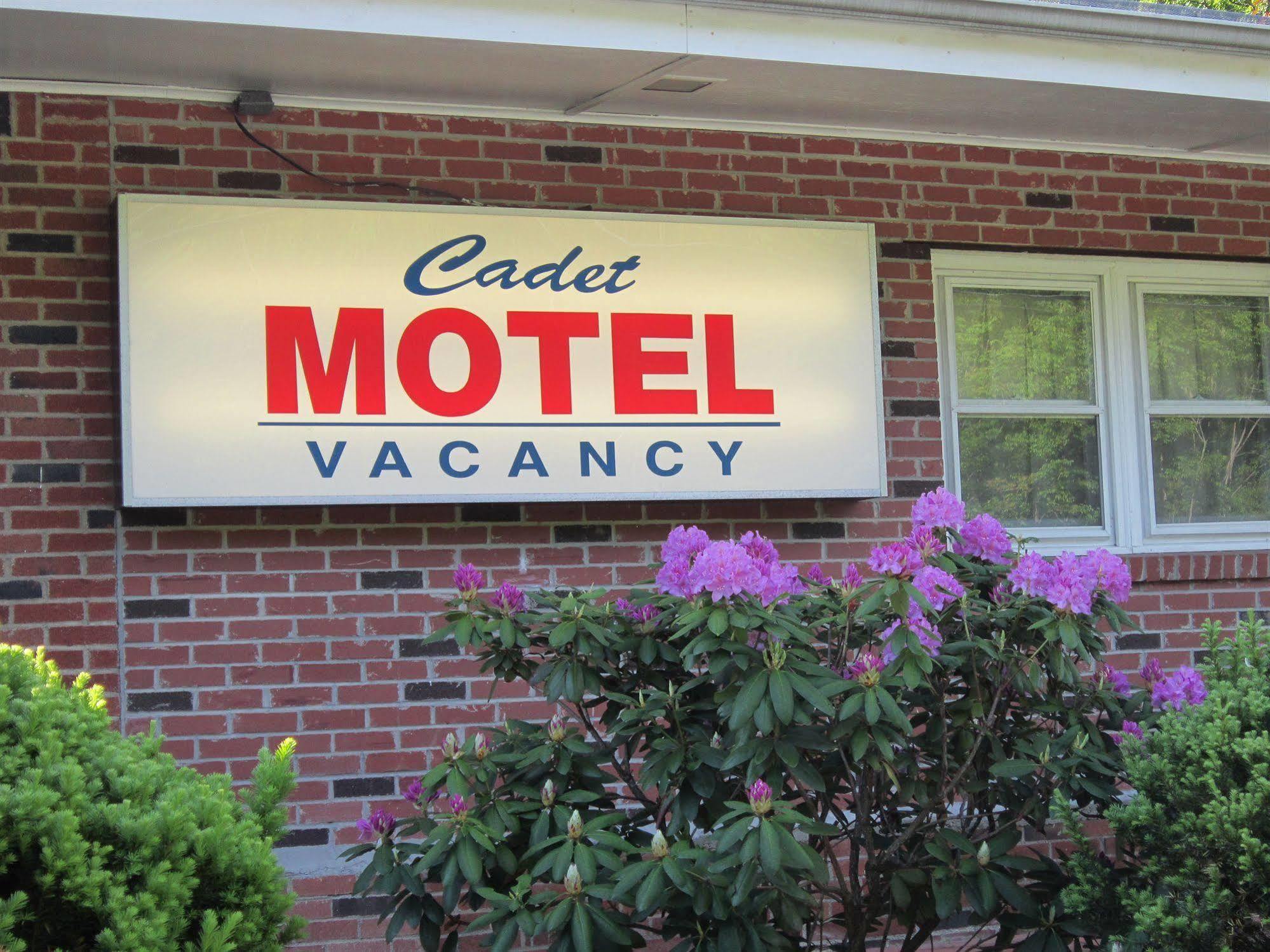 Cadet Motel 2*